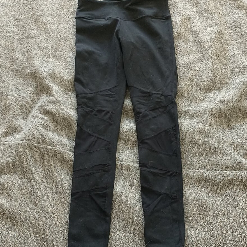 Fabletics black leggings